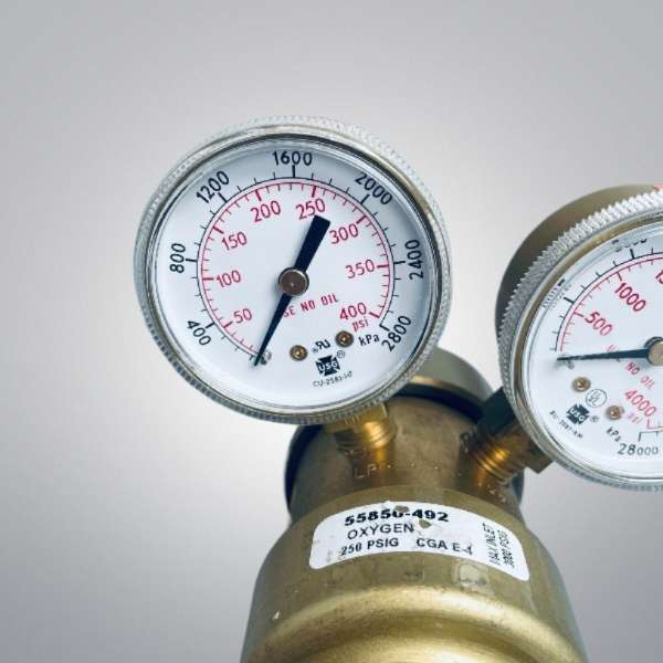 VWR Multistage Gas Regulator for Oxygen