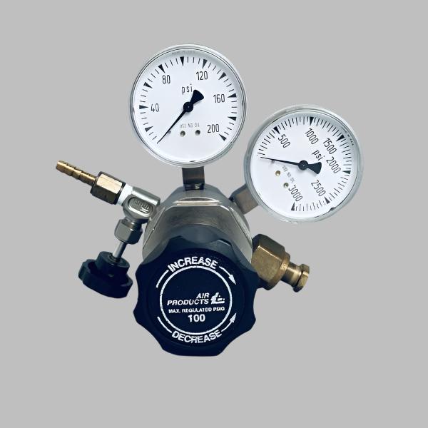 Air Products Two Stage Pressure Regulator 100 PSIG Maximum Regulated Pressure