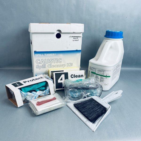 Mallinckrodt V608-01 Caustic Spill Clean Up Kit