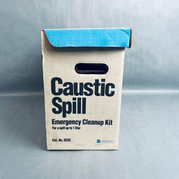 Mallinckrodt H352 Caustic Spill Clean Up Kit