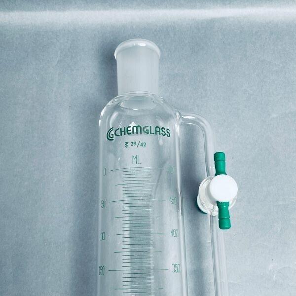 Chemglass Addition Funnel 500 ml Graduated with 29/42 Joint Size