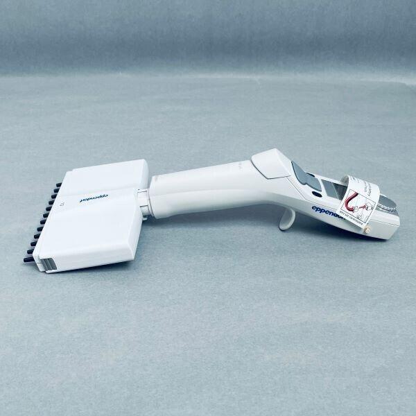 Eppendorf Xplorer Pipette 12 Chanel 0.5-10 ul Digital Pipet