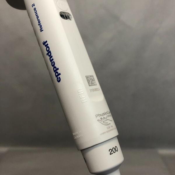 Eppendorf Reference 2 Pipette Adjustable 200 ul Single Channel