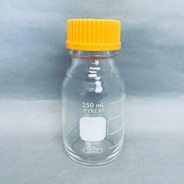 Corning Media Storage Bottle Round 250 ml Pyrex with GL45 Cap Total of 5 Bottles