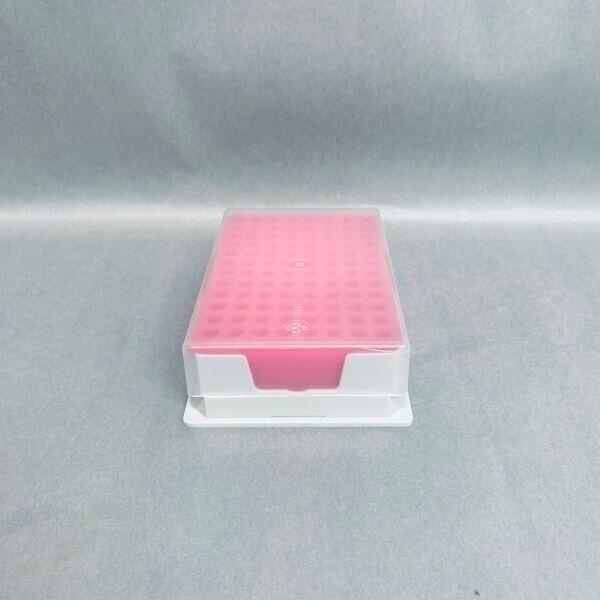 Eppendorf PCR Cooler 0.2 ml 96 Well Pink