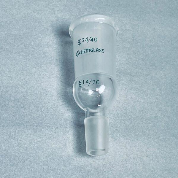 Chemglass Enlarging Connecting Adapter 24/40 to 14/20 Joints Total of 2