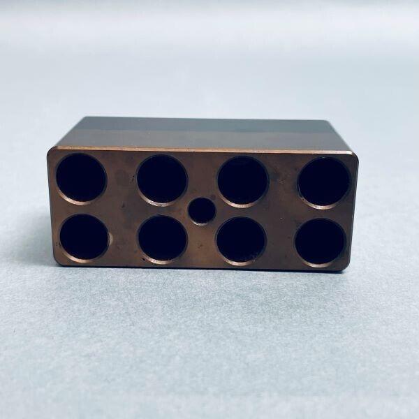 Aluminum Heat Block Compact 11 mm ID 8 Place for 5 ml Tubes Brown