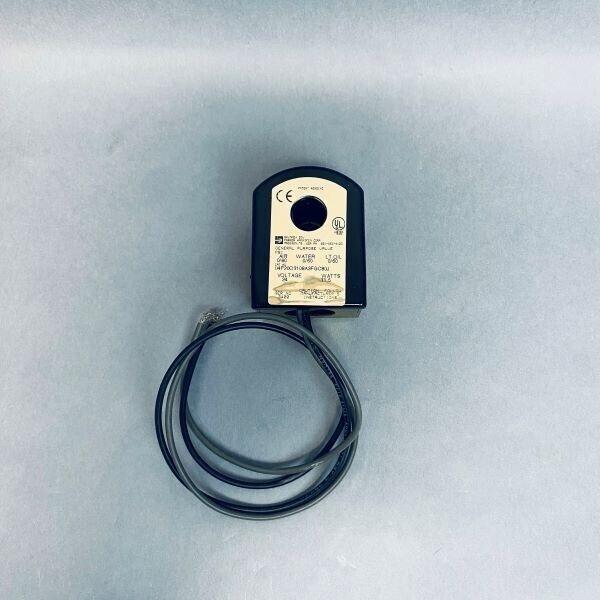 Válvula solenoide Parker con anillo dorado, 1/4 pulg. NPT, orificio de 1/8 pulg., 24 V