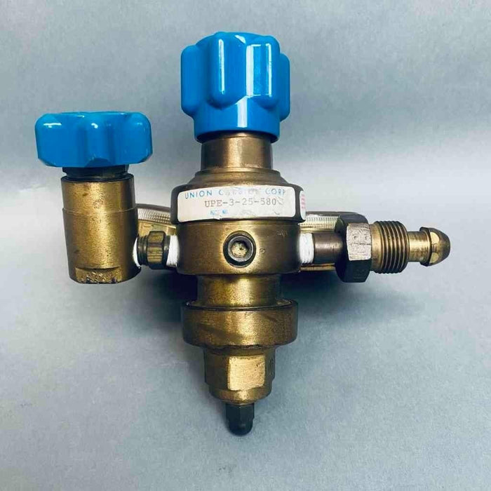 Union Carbide Gas Pressure Regulator Brass with Gauges