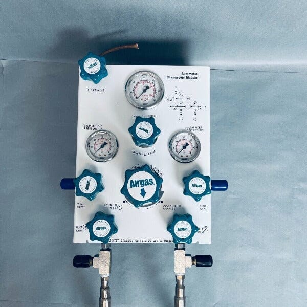 Airgas Two Cylinder Automatic Changeover Panel with Long Tubing Lab Equipment: Other Lab Equipment Airgas