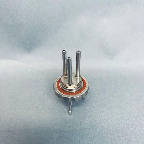 Applikon 3 Port Adapter Angled 1/8 in. Tube Studs M18 For Bio Reactor Bioreactors & Fermenters Applikon