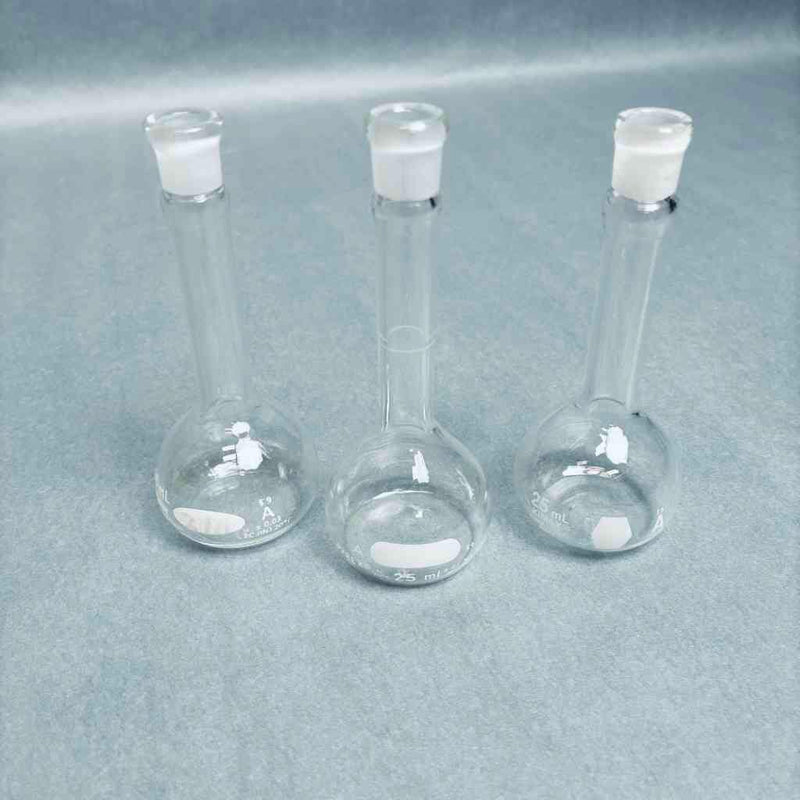 Assorted PYREX VWR KIMAX Volumetric Flask Class A 25 ml with Stopper No. 9 - Total of 8 Flasks Glassware PYREX