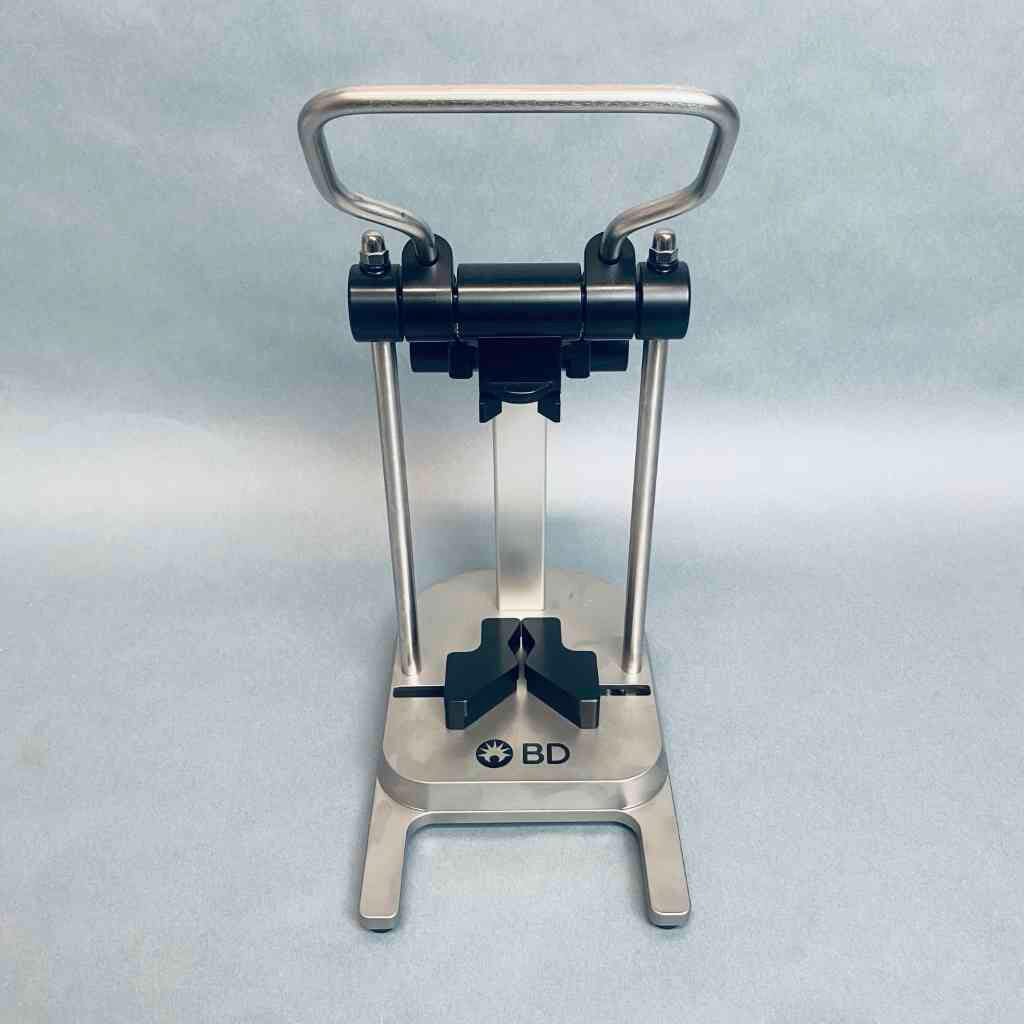 BD PhaSeal Assembly Fixture — Life Sciences Trading