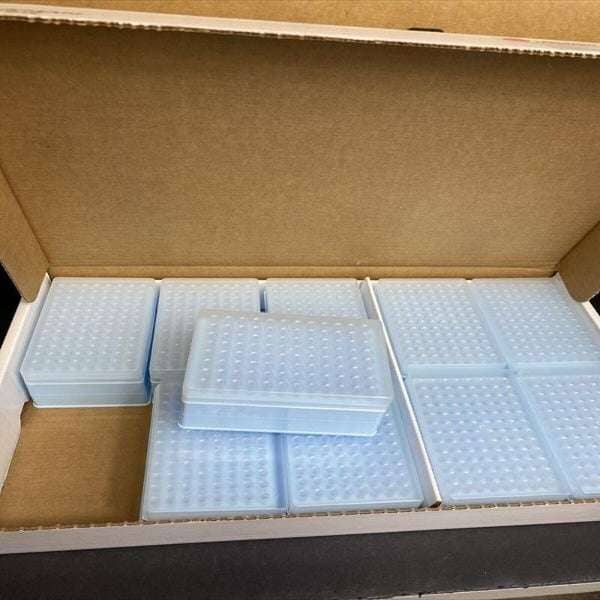 Beckman Coulter Pipette Tips 100 ul P20 AP96 7 Racks with 96 Tips Each Pipettes & Pipette Tips Beckman Coulter