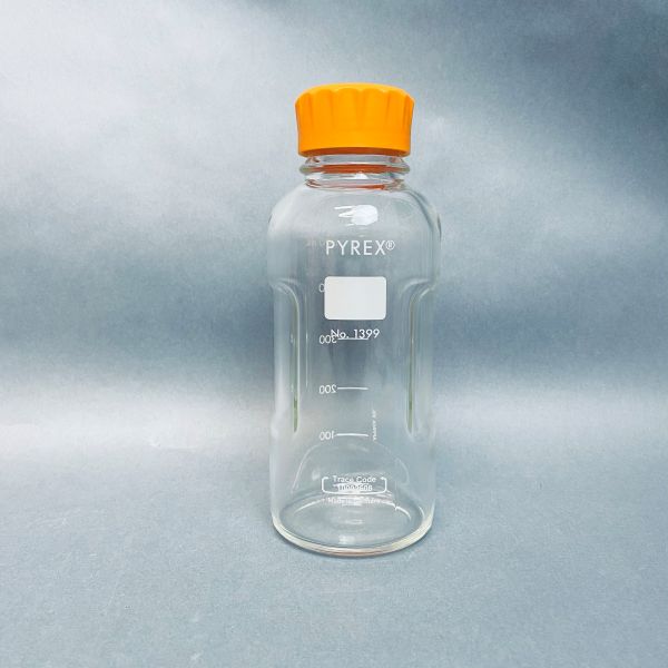 Corning Pyrex Bottle 500 ml Total of 16 Bottles