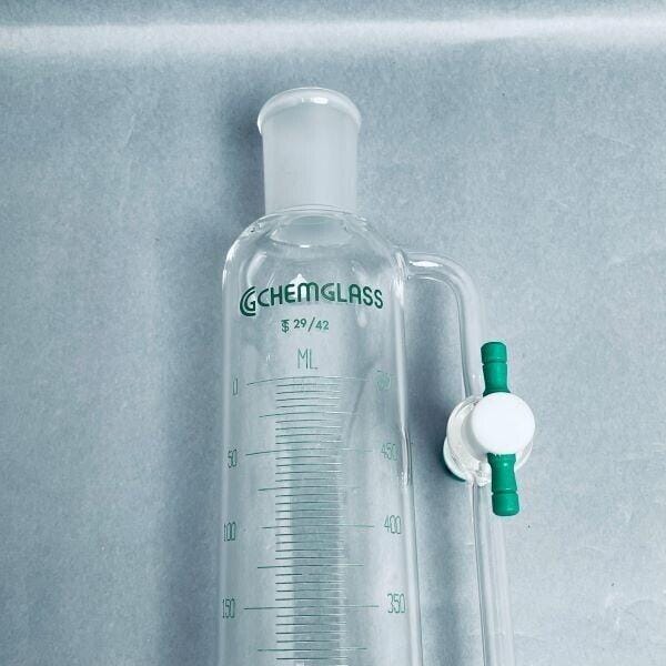 Chemglass Addition Funnel 500 ml Graduated with 29/42 Joint Size Glassware Chemglass