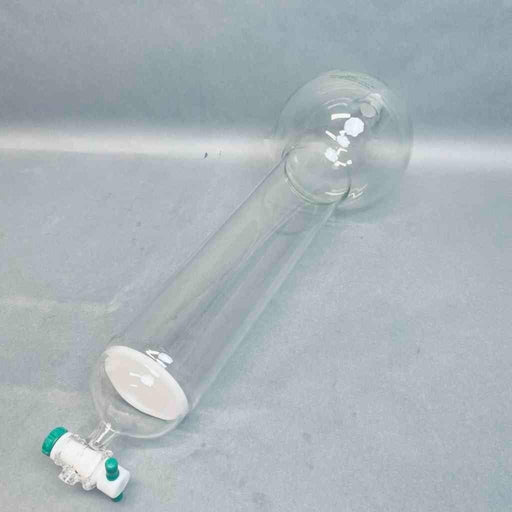 Chemglass Chromatography Column with 2000 ml Reservoir 3 x 12 in. Coarse Frit Chromatography Columns & Reservoirs Chemglass