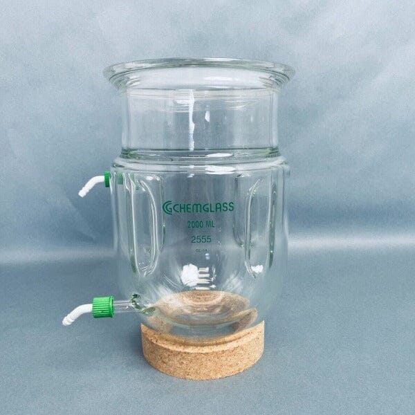 Chemglass Morton Reaction Vessel Cylindrical Jacketed 2000 ml with GL14 Thread Glassware Chemglass