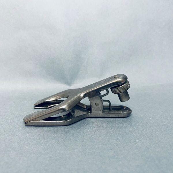 Chemglass Pinch Clamp Stainless Steel #28 Lab Clamps & Retort Stands Chemglass