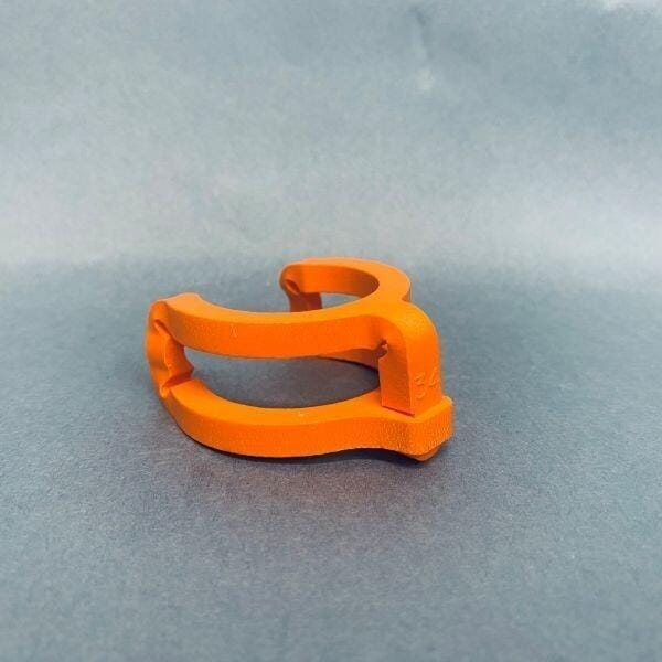 Chemglass Standard Taper Joint Clamp PTFE Orange 34/35 Total of 3 Clamps Other Chemglass