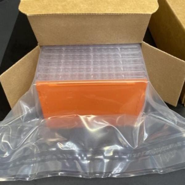 Corning Microplate 96 Well Flat Bottom Sealed 50 Plates Lab Consumables::Storage and Culture Plates Corning