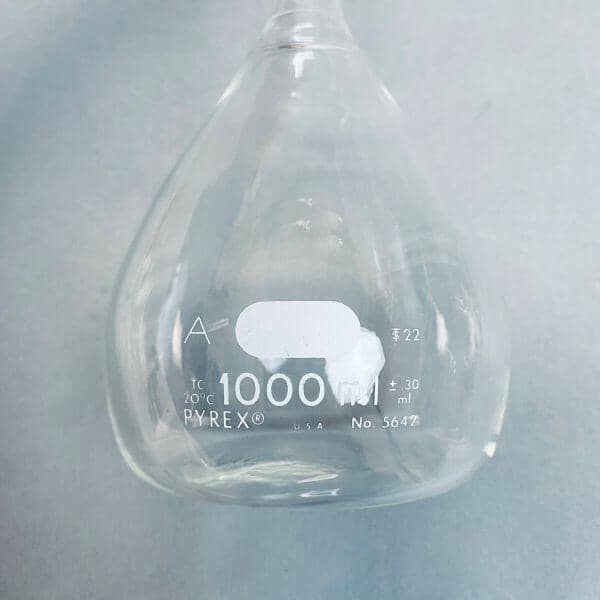 Corning PYREX Volumetric Flask 1000 ml Class A Lot of 2 Flasks Jointed Glassware Corning