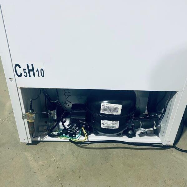 Danby Upright Freezer 7.1 Cu. Ft. -20 C with 6 Quick Freeze Shelves Upright & Chest Freezers Danby