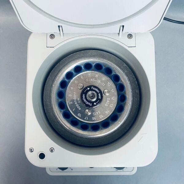Eppendorf Centrifuge with F45-18-11 Rotor Centrifuges Eppendorf