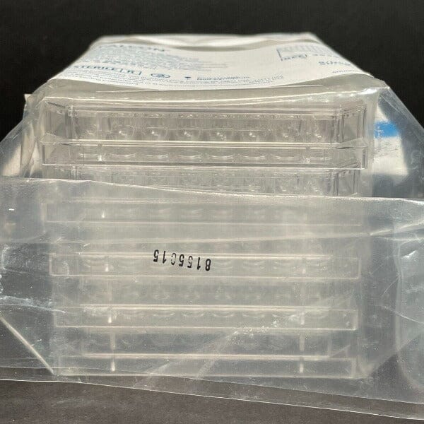 Falcon Microplate with Lid 96 Well Total of 65 Plates Lab Consumables::Storage and Culture Plates Falcon