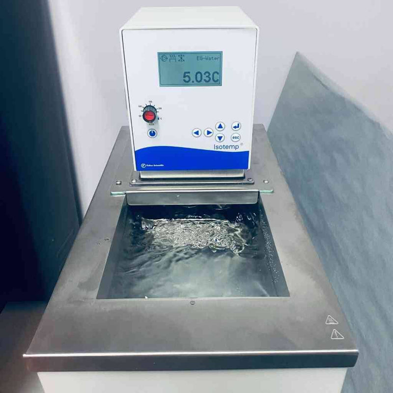 Fisher Scientific Isotemp Refrigerated/Heated Circulator 8.6 L Capacity 21 L/min. Water Baths, Circulators & Chillers Fisher Scientific