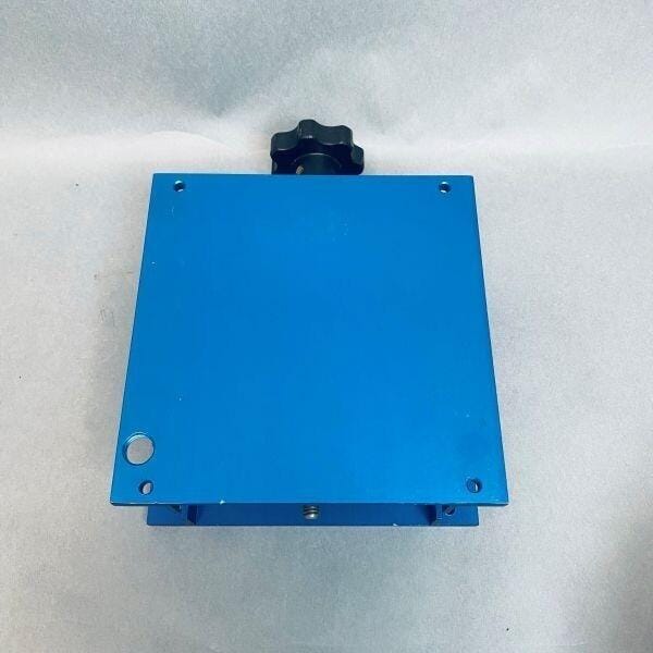 Fisher Scientific Lab Jack 6 x 6 in. Plate Adjustable to 11 in. Height Other Medical & Lab Equipment Fisher Scientific