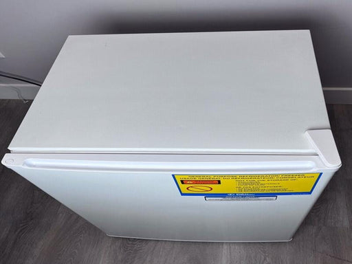 Fisherbrand Lab Freezer 5 cu ft Undercounter w Warranty Lab Equipment::Lab Freezers & Refrigerators Fisher Scientific
