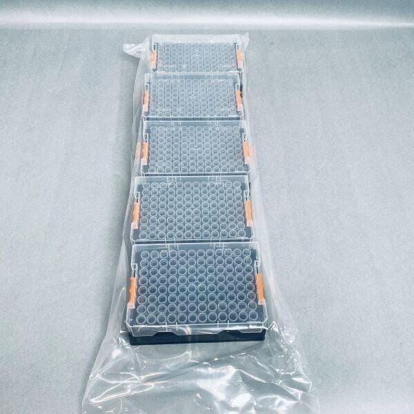 FluidX Dual Coded Tube 0.7 ml Internal Thread 96 Tubes per Rack Case of 10 Racks Lab Consumables::Tubes, Vials, and Flasks FluidX