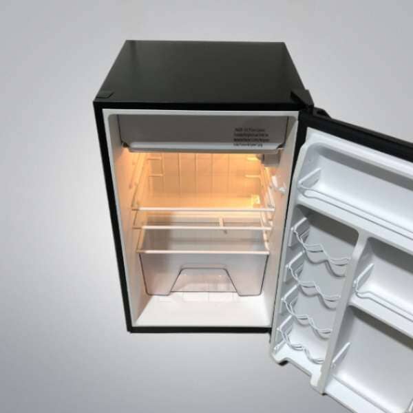 Galanz Under Counter Refrigerator 4.3 Cubic Feet Black Lab Freezers & Refrigerators Galanz