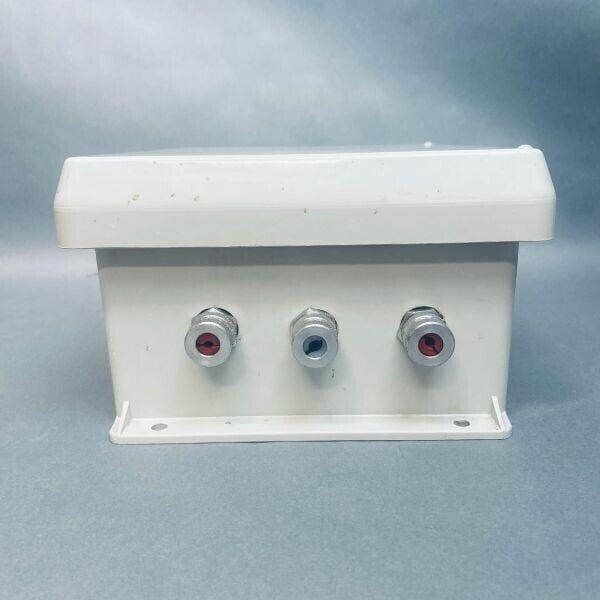 GE Fiberglass Wall Mount Enclosure Type 3, 3R, 4, 4X, 12, 13 Other GE