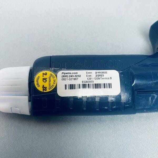 Gilson Pipetman M Electronic Pipette 10 ul Adjustable Volume with Charging Cord Pipettors/Automatic Pipettes Gilson