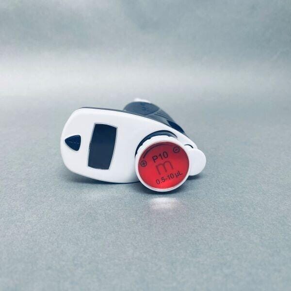 Gilson Pipetman M Electronic Pipette 10 ul Adjustable Volume with Charging Cord Pipettors/Automatic Pipettes Gilson