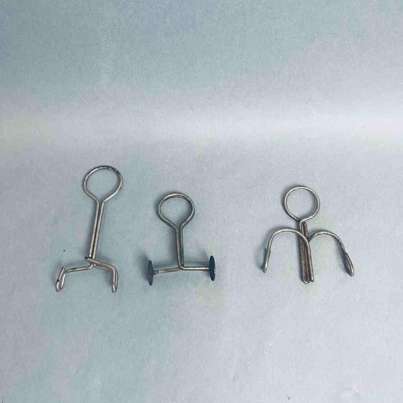 Hach Assorted Pinchcock Clamps for 1/2 in Diameter Tubing - Lot of 13 Clamps Lab Clamps & Retort Stands Hach