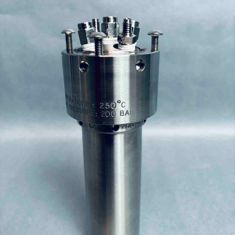 HEL FlowCAT Back Pressure Regulator 250 C Max Temp 200 Bar Maximum Working Pressure Lab Equipment HELGroup