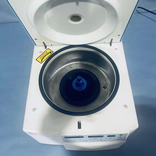 IEC Micromax RF Refrigerated Centrifuge HP-62 120V 60 Hz Centrifuges IEC