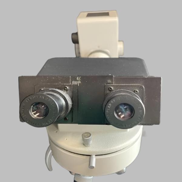 Leitz Dialux 20 Microscope 5 Objective Binocular Includes 4 Objectives Lab Equipment::Other Lab Equipment Leitz