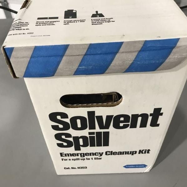 Mallinckrodt Solvent Spill Emergency Cleanup Kit Other Cleaning Supplies Mallinckrodt
