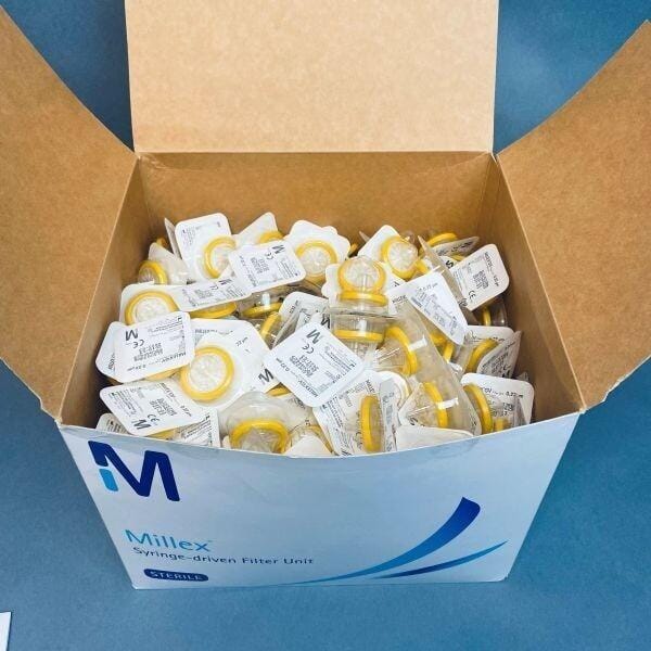 Millipore Millex-GV Syringe Filter Unit Sterile 0.22 um Pack of 247 Filters Filters Millipore