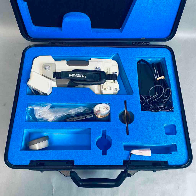 Minolta Spectrophotometer Pulsed Xenon with Accessories Spectrometers & Spectrophotometers Minolta