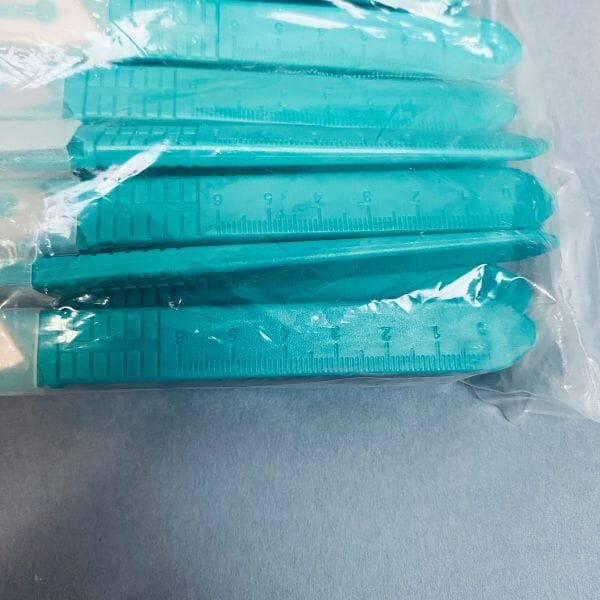 Mopec Disposable Scalpel with Scale #70 Pack of 100 Scalpels Life Sciences Trading
