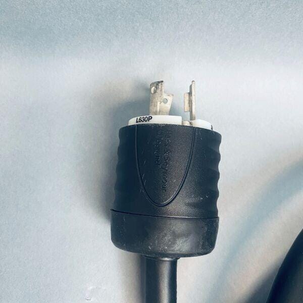 NEMA L630P to L630C Twist Locking Cable Extension 30 Feet 30 A 250 V Power Regulators & Converters Pass & Seymour