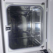 NuAire Water Jacketed CO2 Incubator Series 7 with 2 Shelves Lab Incubators Nuaire