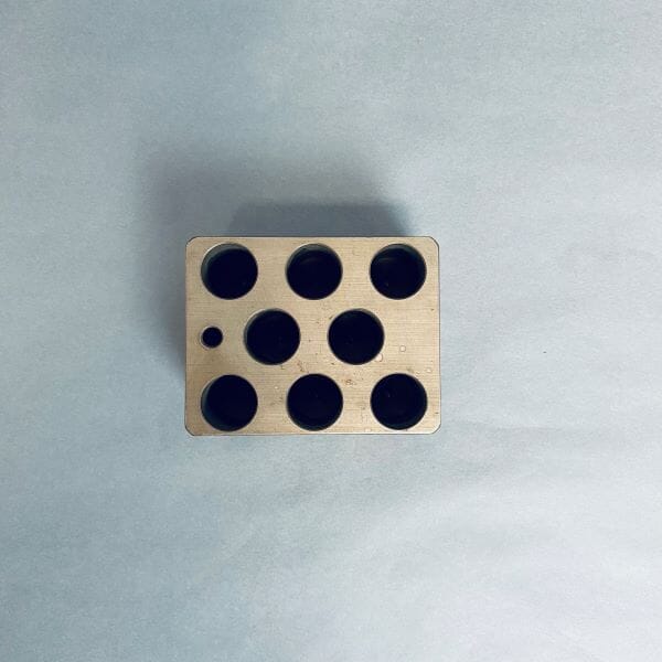 Ohaus Dry Bath Heat Block 20 mm Diameter Holds 8 Tubes Lab Incubators Ohaus