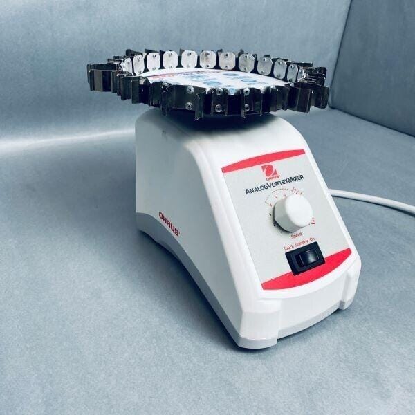 Ohaus VXMNAL Analog Mini Vortex Mixer with Multi-Tube Holder Lab Equipment: Other Lab Equipment Ohaus