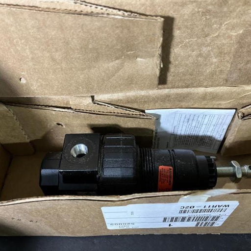 Parker Compressed Air Regulator 250 psi Other Parker